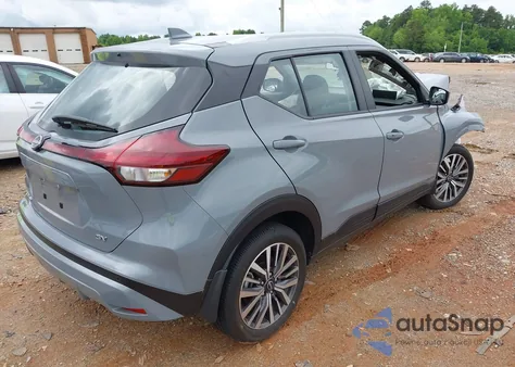 2024 Nissan Kicks Sv Xtronic Cvt z USA, uszkodzony, nr VIN 3N1CP5CV0RL547415